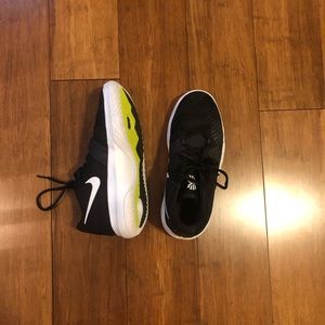 Size 5 kids basketball shoes